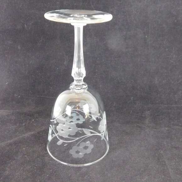 Set of 2 Libbey Glass Glenmore Etched Water Goblet 7 inches tall Vintage - Picture 6 of 11